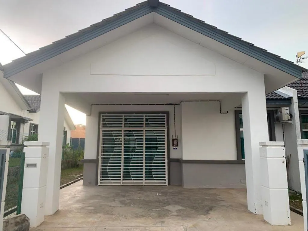 Semesterbostad Guest House Bertam Setia Malacca