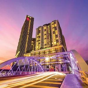 4* فندق سويس-غاردن ميلاكا